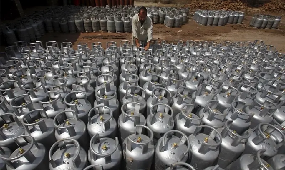 LPG hoarding Pakistan